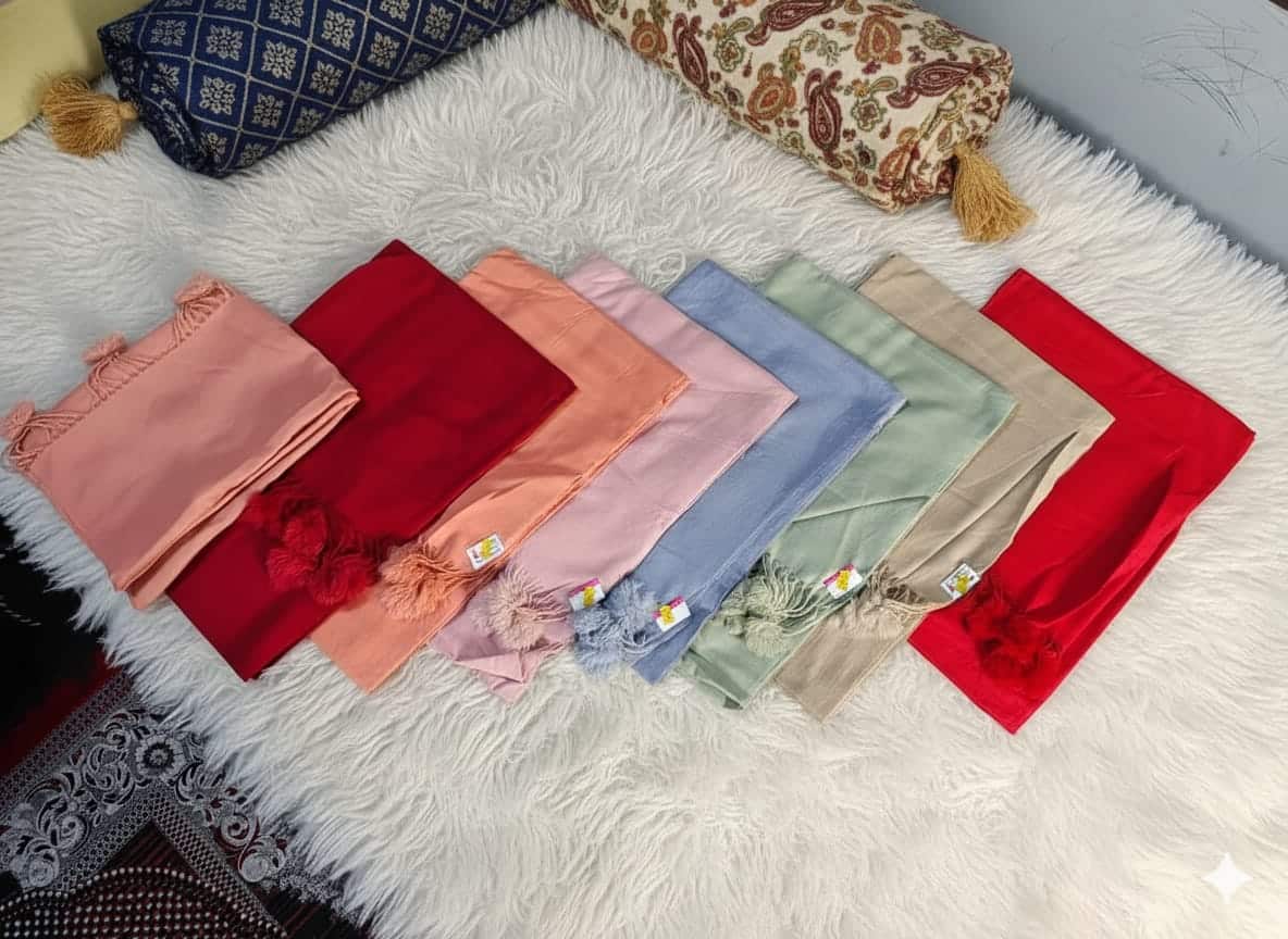 WinterEase Soft Woollen Stole